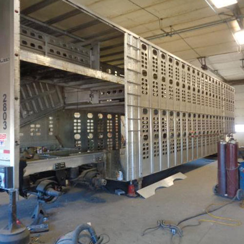 Service Sanders Trailer Service Kansas & Missouri Trailer